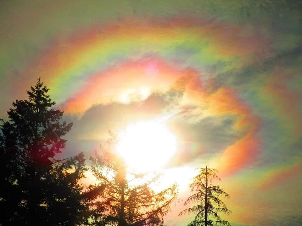 Incoming New 5D Earth Divine Source Energy Wave of Rainbow Light Codes over Romania