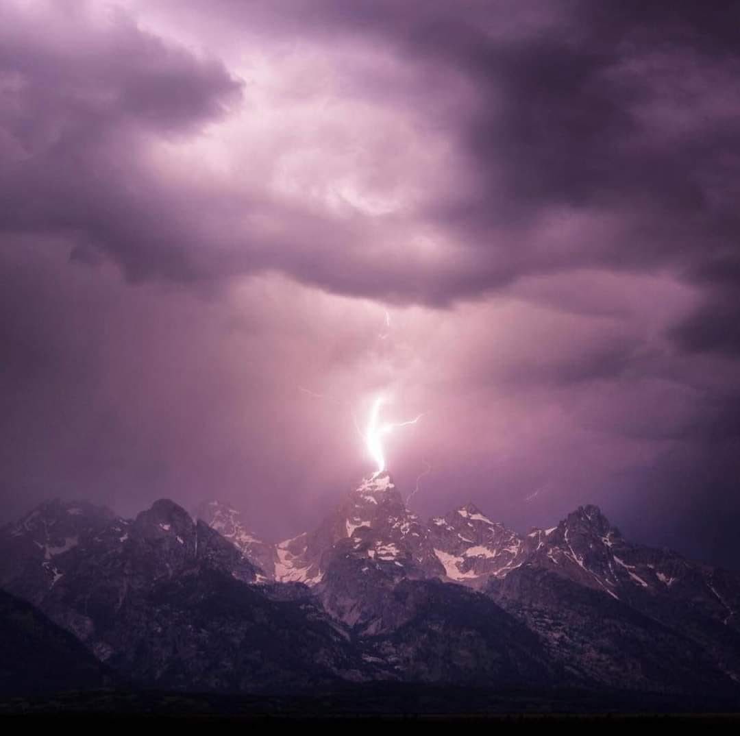 Crazy weather in Yellowstone Park