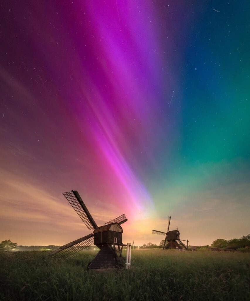 The aurora is putting on a show right now over the UK and Europe